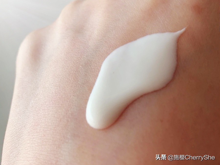 适合油皮防晒效果比较好的防晒霜,十大公认好用的防晒霜油皮