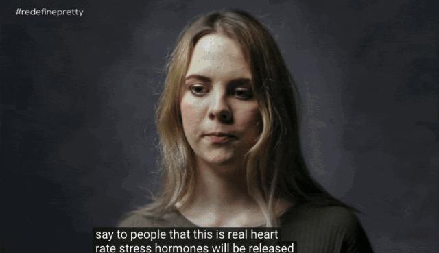 网红素颜拍视频被10万人谩骂：“你看起来很恶心！”