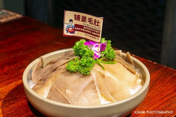 成都本地人去的最好吃的美食,中国姑娘吃成都美食