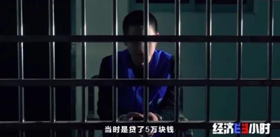 他被迫吞下72粒*洛因海**胶囊!突然,*品毒**破裂……