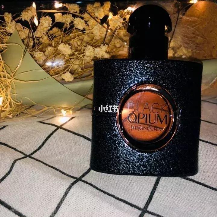 钟意美食：朋友，你今年份的香水被我承包了