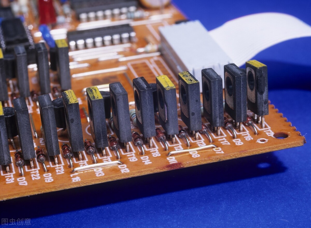 鹤壁新闻头条投资100亿,鹤壁最火的商机