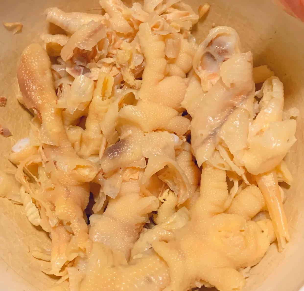 软烂脱骨鸡爪的做法,脱骨鸡爪煮法