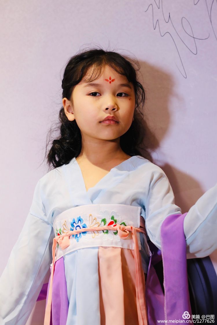 金色童年8张图片,金色的童年相片