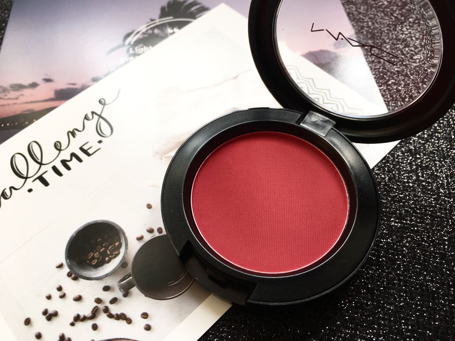 macrubywoo试色适合哪个季节,mac复古红rubywoo同款色号