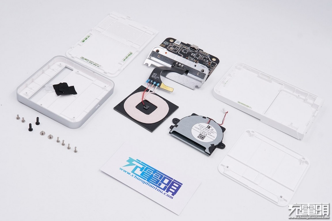 小米升降式无线充和80w无线充对比,小米20瓦无线充拆解