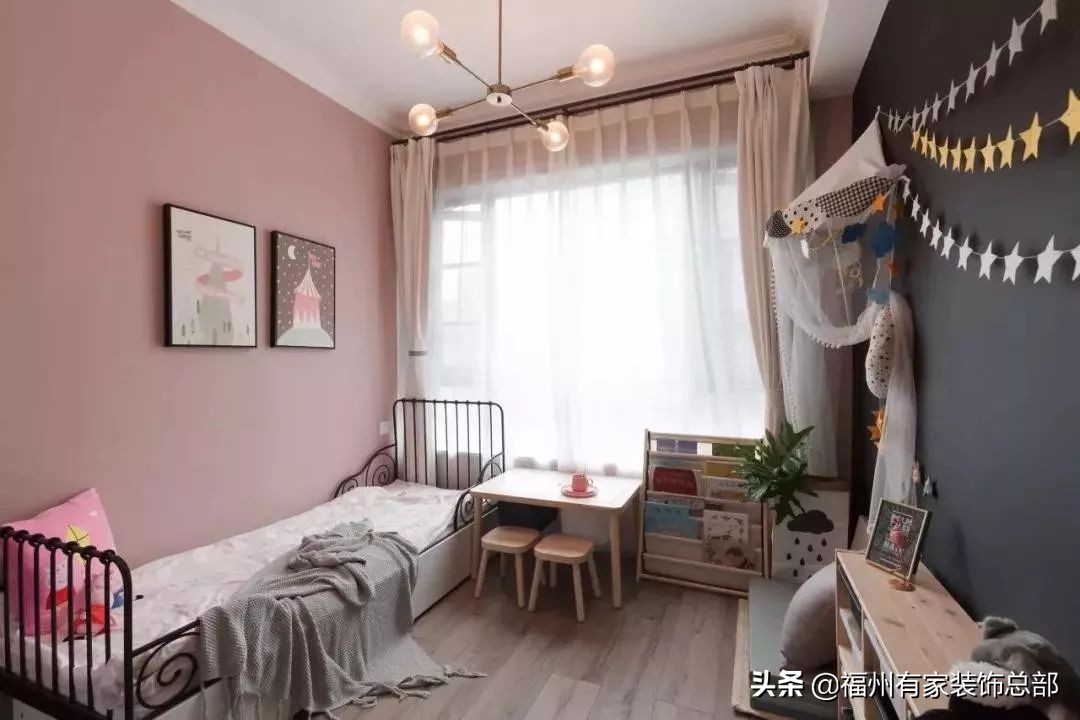 熊孩子在墙上乱画怎样教,解决熊孩子乱画墙的方法