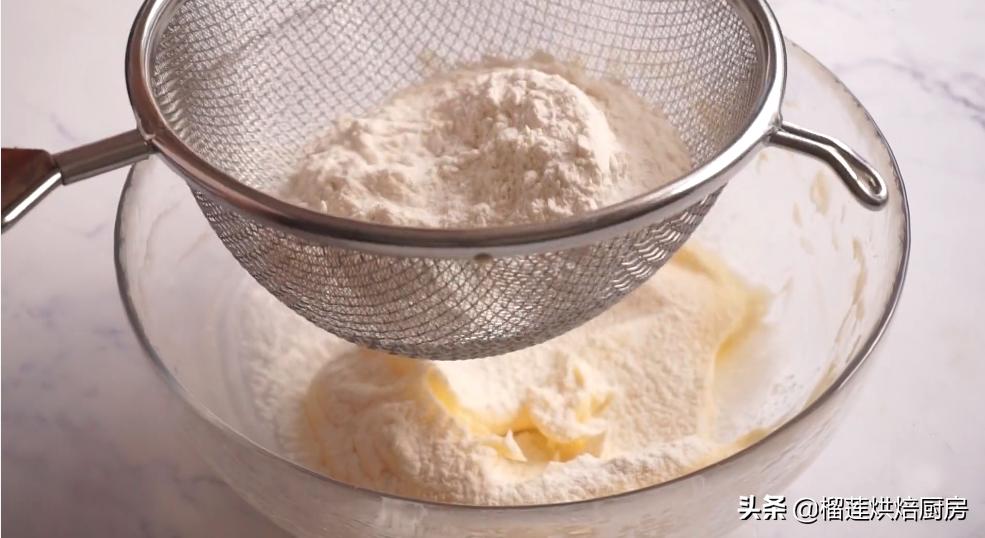 一款入门级的小饼干入口即化,好吃的饼干超级适合新手的配方