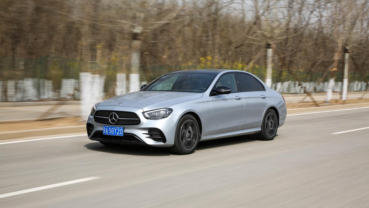 牛x摩托车评测,奔驰e260l2024款最新款动力试驾