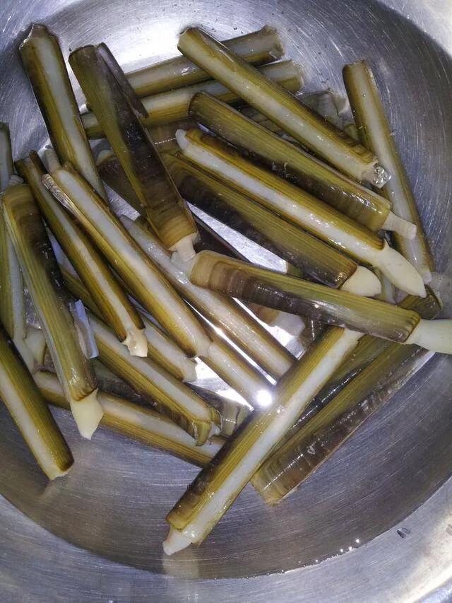 三亚火车头海鲜批发市场,三亚万人火车头海鲜广场