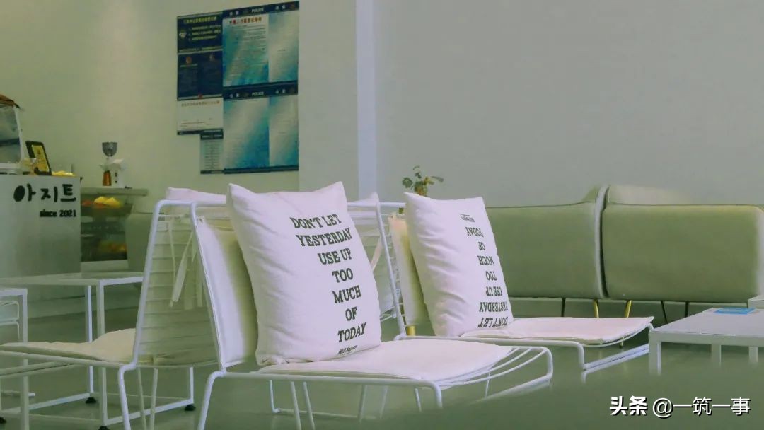 三亚郊外的海边社区,这里藏着“流量密码”还是另一种生活?