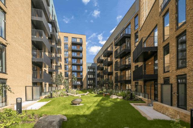 最难开发的英国伦敦，这家中国公司做到了，第一个交房