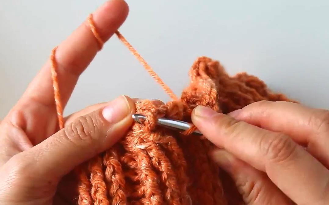 长带毛球针织帽子,针织狐狸毛球帽子