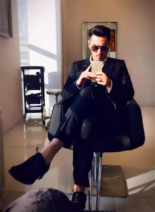 裤子上身效果差？尺寸和裤长小细节不要忽略，舒服合身做型男