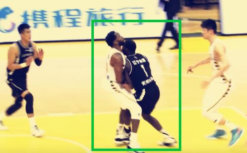 不止两次“错判”！6慢镜回放，末节还有2次错判辽宁亏大了