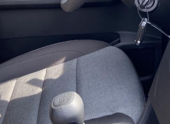 五菱新宏光plus,五菱宏光plus1.5t顶配发动机