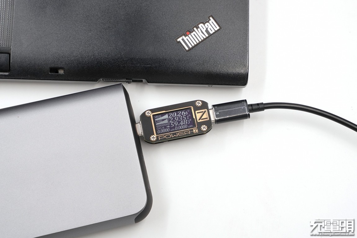 绿巨能充电器快充测评,绿巨能22.5瓦充电器