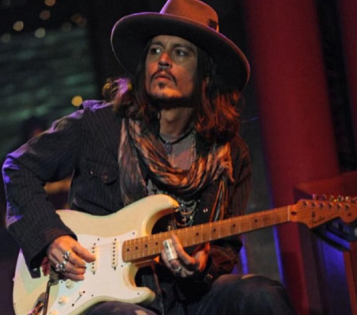 约翰尼德普家暴什么时候结束的,约翰尼德普被老婆家暴结局怎么样