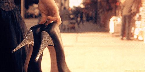 新鞋里的纸团原来有这么多作用,新鞋里面的纸团有什么用途