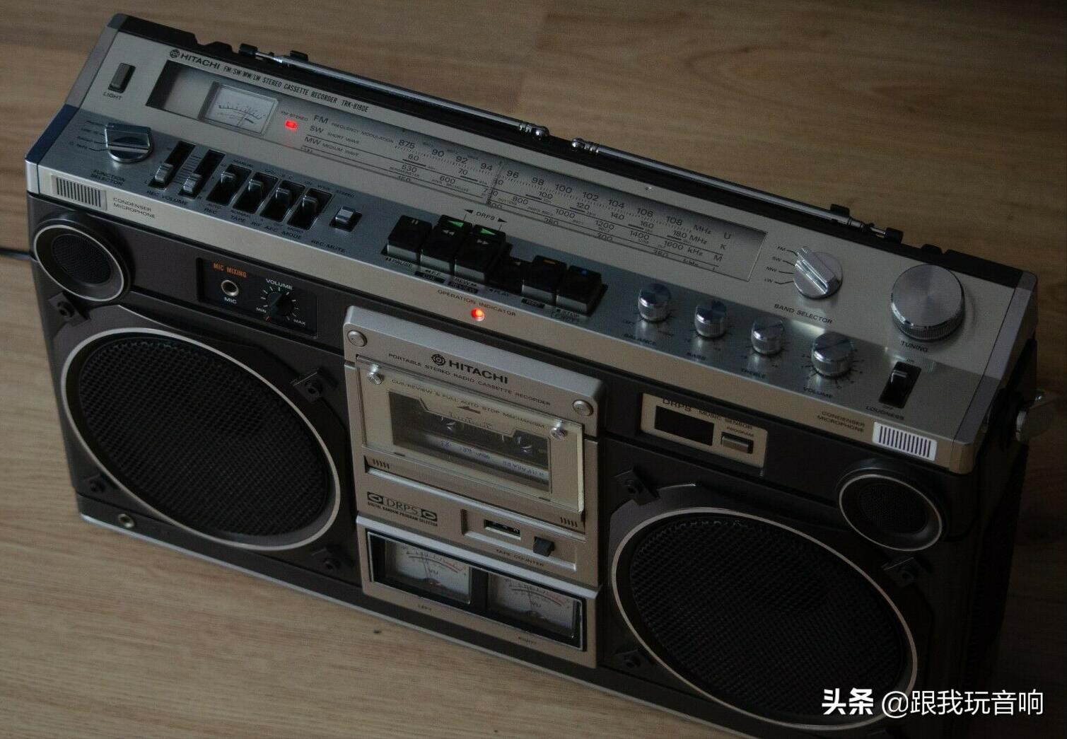 日立收音机2200,日立双卡录音机