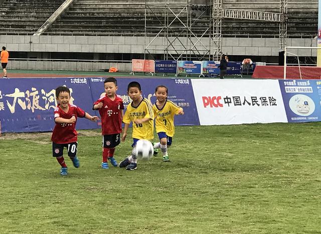 友谊足球赛巴萨,友谊足球赛