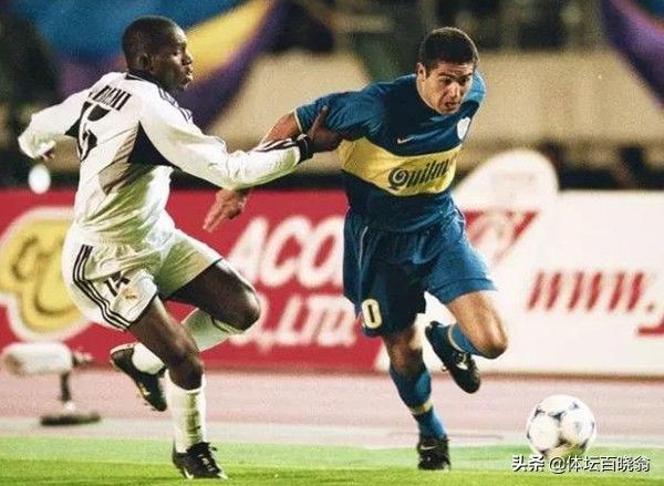 巴萨10号梅西小罗,小罗对梅西10号