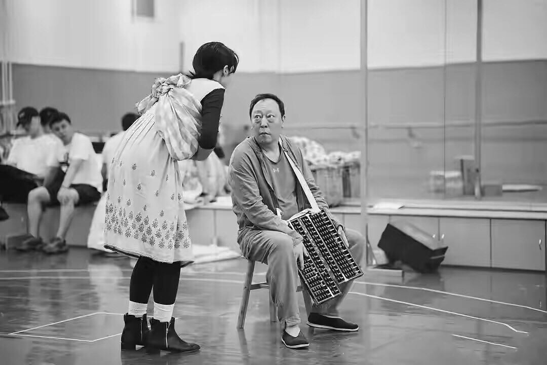 倪大红跟倪萍什么关系,倪大红倪萍倪妮什么关系