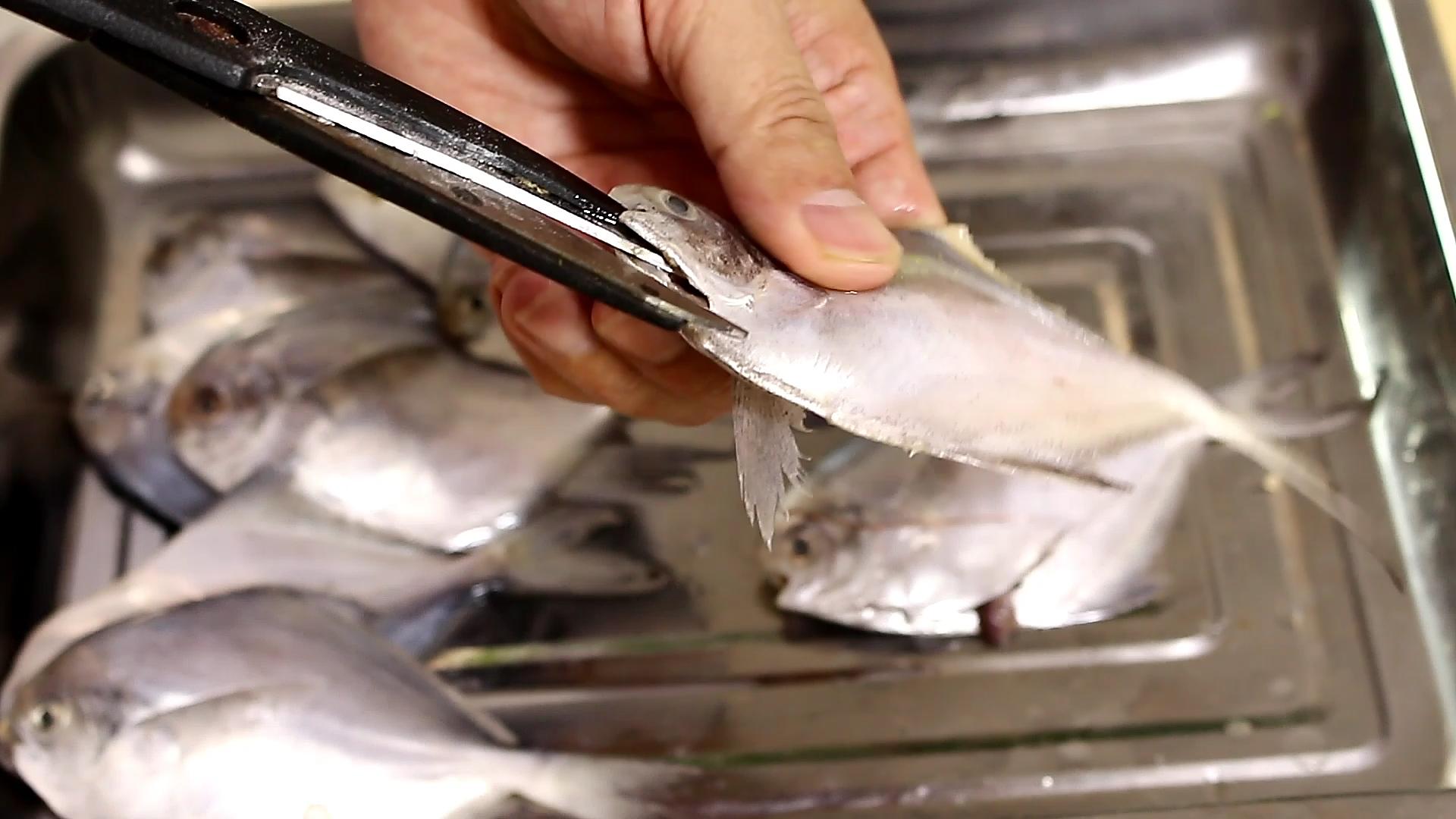 大鲳鱼的最佳做法儿童,鲳鱼的最佳做法宝宝吃