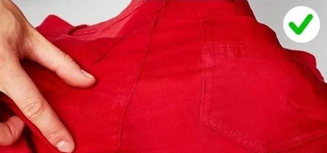 白色衣服发黄漂白剂洗得掉吗,衣服发黄怎么用漂白水