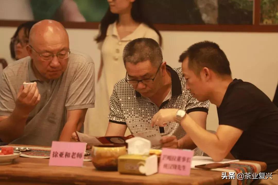 为什么用老班章做熟茶便宜,老班章普洱茶熟茶357g高端