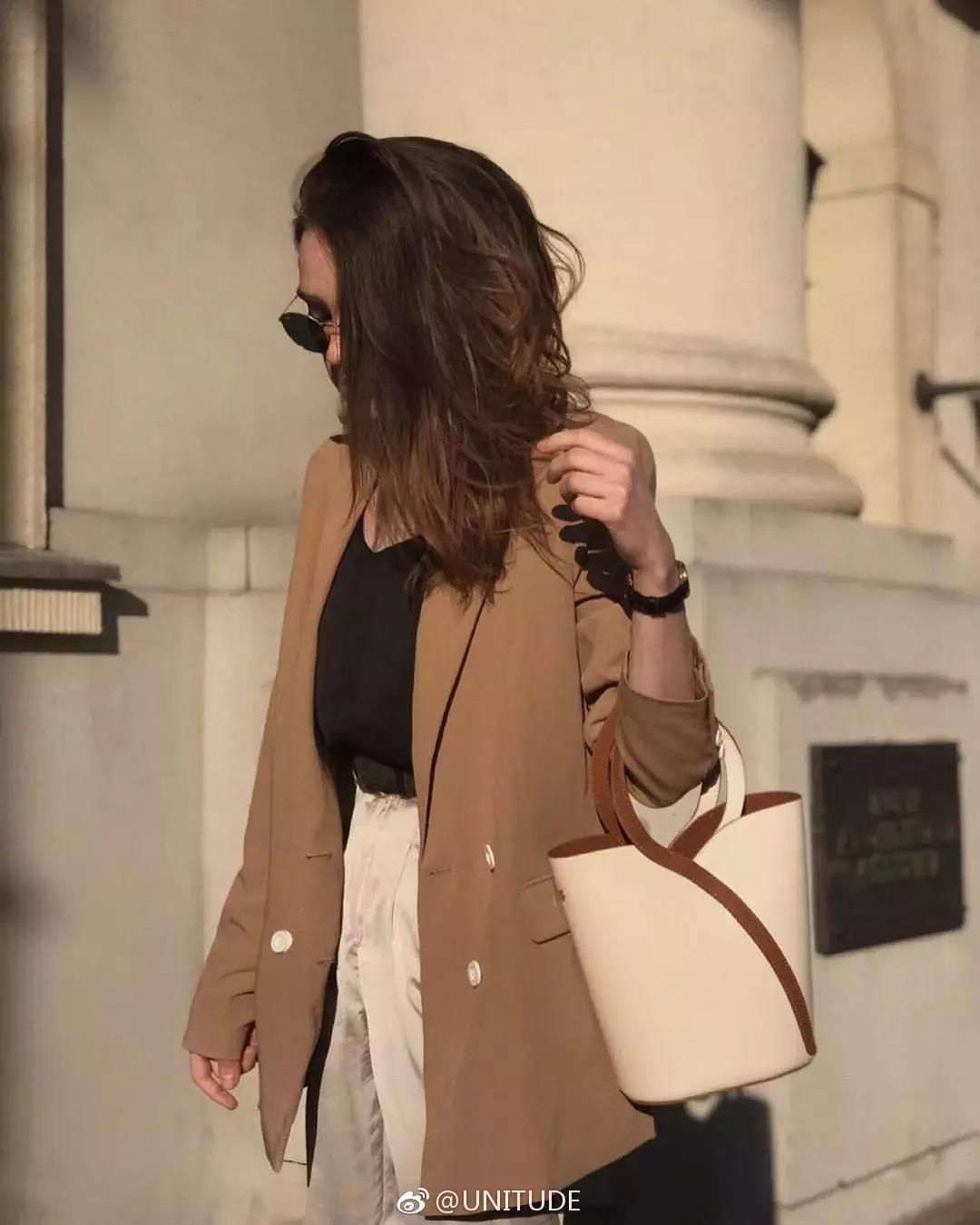 1000左右的包包品牌推荐,1000块钱能买什么大牌的包