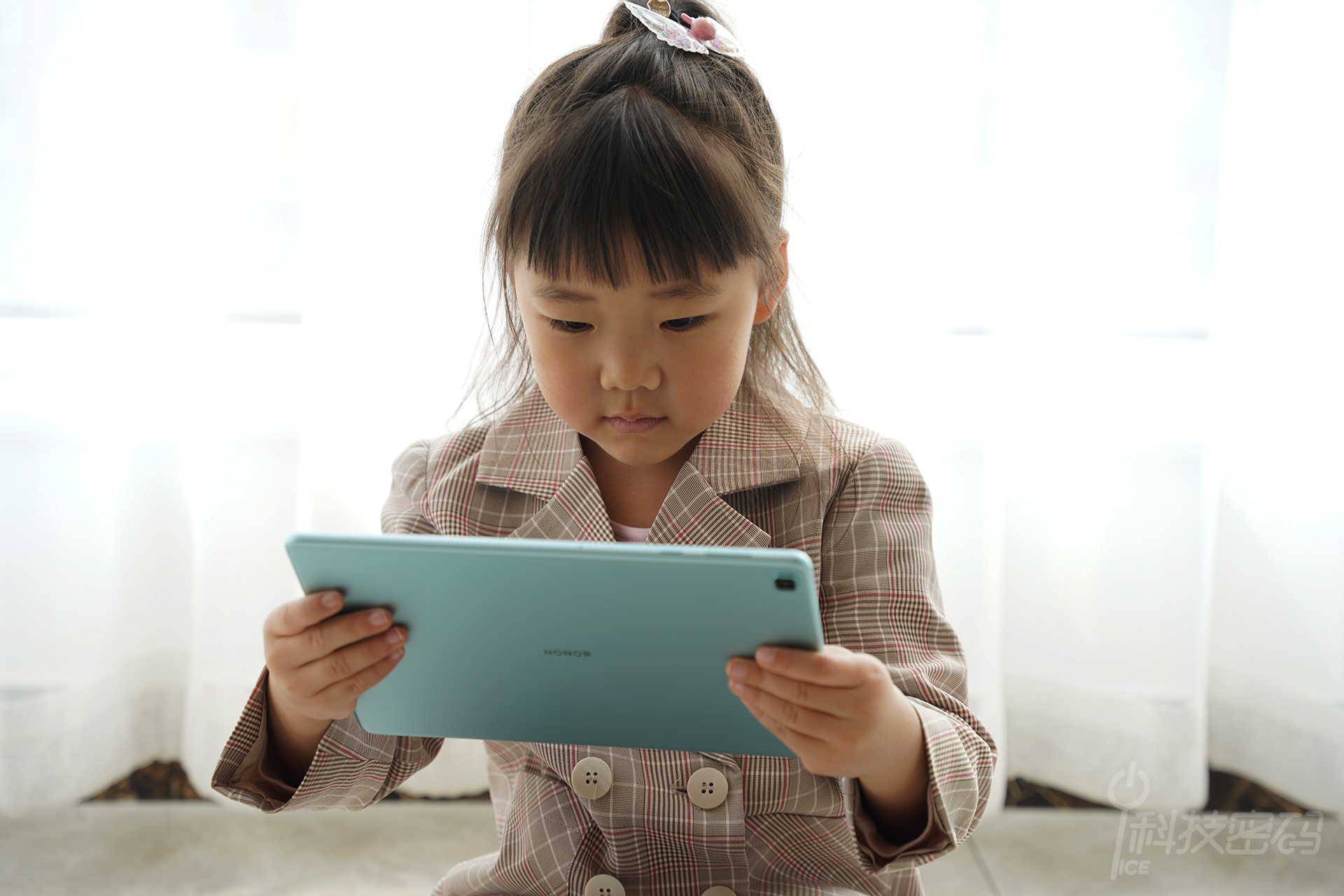 轻薄护眼，学习的好帮手荣耀平板7体验分享