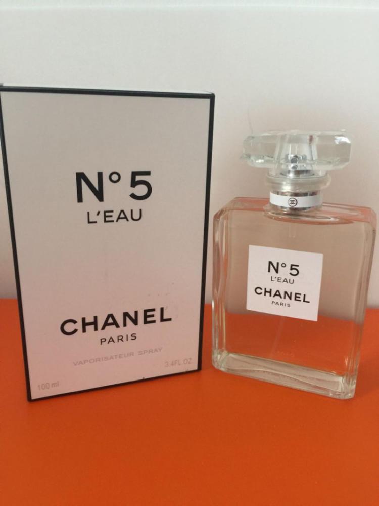 男士香水如何选择,香水不应该喷哪里