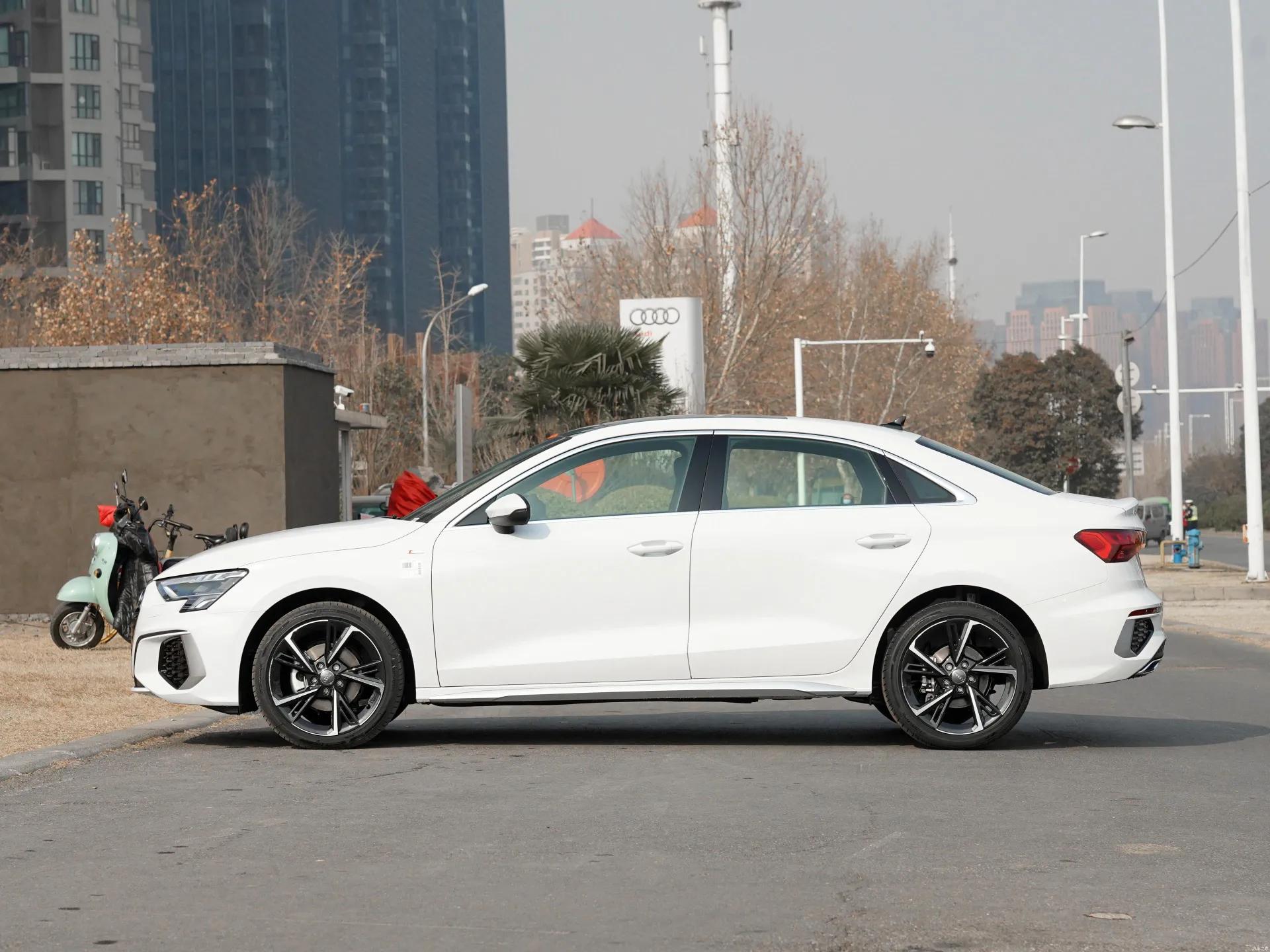 a3l奥迪2021款,奥迪a3l2021款35tfsi进取运动型