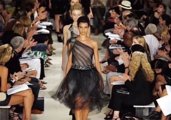 聊聊时尚买手,时尚买手就是代购吗