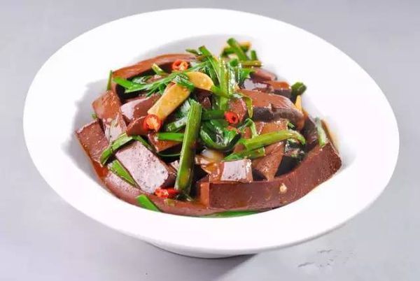 韭菜炒鸡蛋家常做法第一美食,韭菜鸡蛋虾仁饺子馅家常做法视频