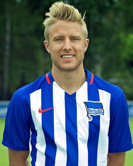 2021年欧冠最年轻进球球员,世界公认最年轻欧冠进球