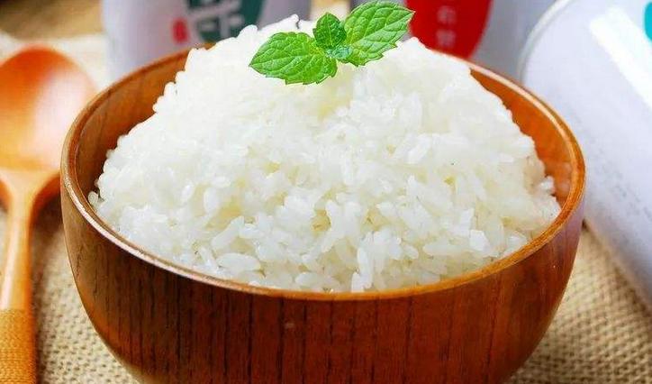 做饭粘锅怎么办?除了烹饪手法要改进,还要注意这些小技巧