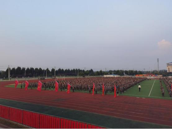 宿迁学院2020年开学典礼,2020宿迁各地学校军训