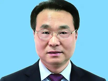 向着全面建成小康社会目标前进,向社会主义现代化强国奋勇前进