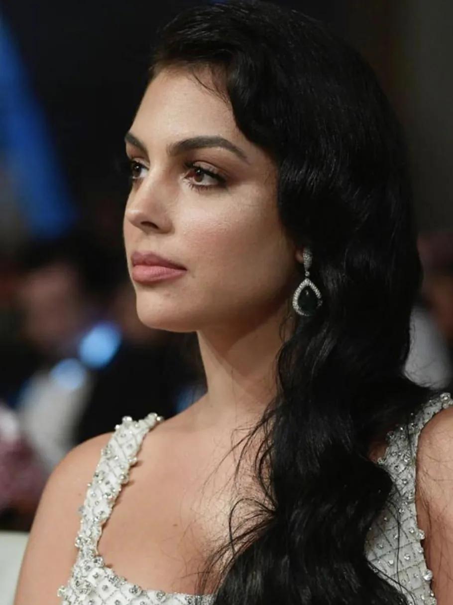 最牛柜姐打败顶级超模,哪些女人才配得上叫海王终结者?