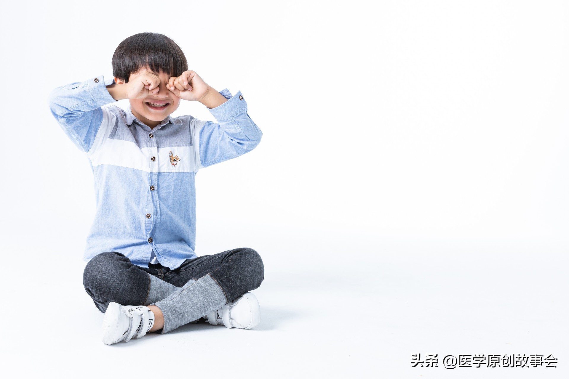 这些部位长黑斑可能是肠癌体质,大肠息肉的常见症状有哪些