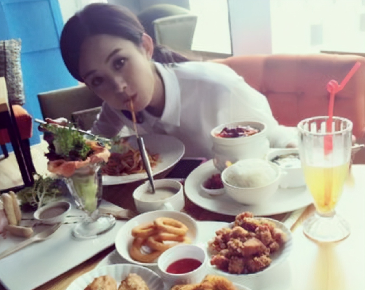 赵小刀卧室曝光,床上“骨盆正骨器”让宝妈红了眼:十生9疼一苦