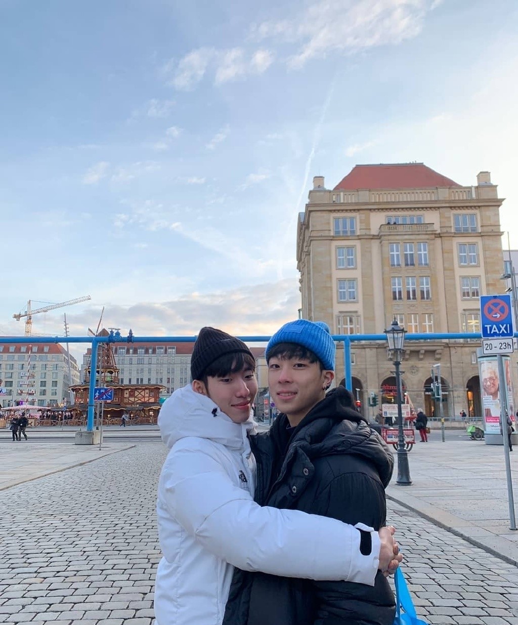 基情满满！被判刑的韩国奥运冠军性取向成疑？曾公开献吻男队友