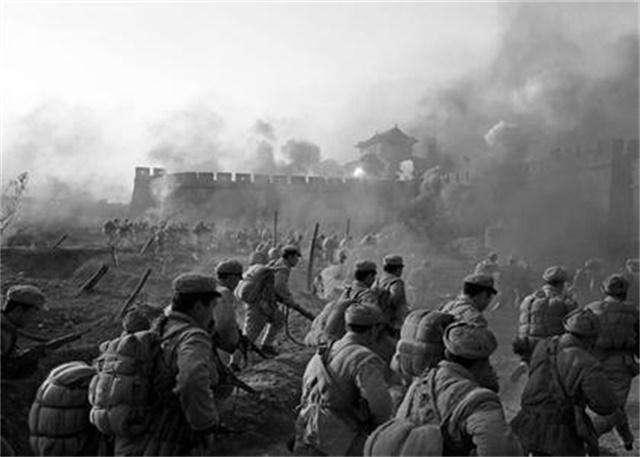 1955年，许光达被授予大将，军衔超过*世友许**和刘亚楼，过高了吗？