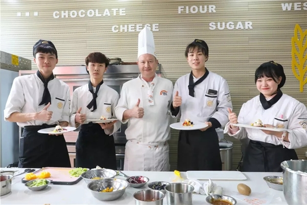 西餐西点培训前十名学校,西餐培训班前十名学校
