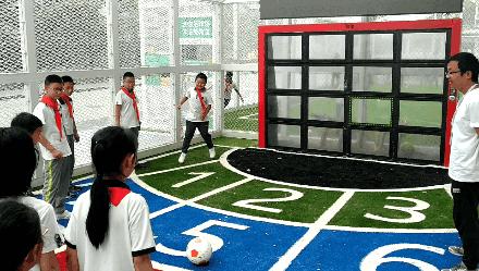 荷兰女足晋级决赛,荷兰女足2-1