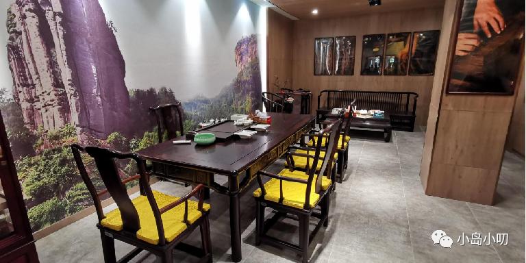 *草烟**行业也有“新零售”：带你打卡全国各地的现代终端网红店