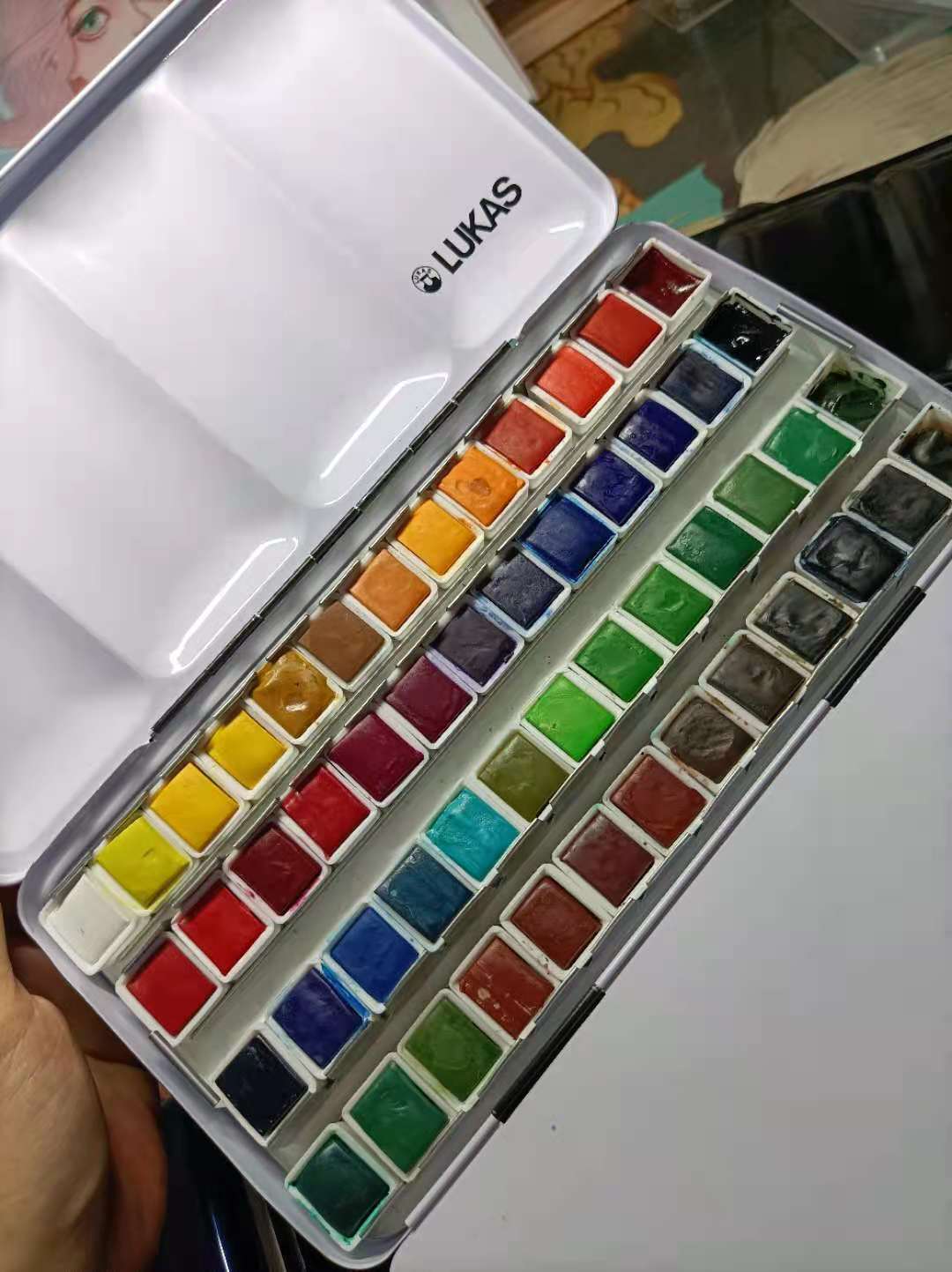 水彩颜料大师级和学生级,水彩画颜料大师级