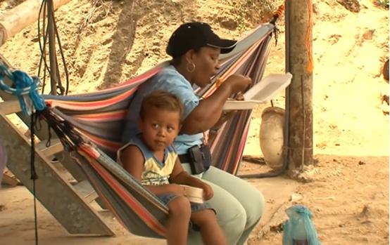 在巴拿马农村开一家超市,一年能赚100万,但进货的路却无比凶险